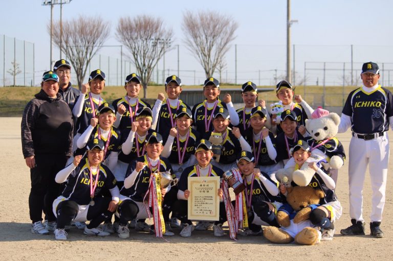 ソフトボール部 北九州市立高等学校