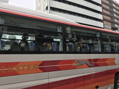 2年生 修学旅行 バスで長野へ 北九州市立高等学校